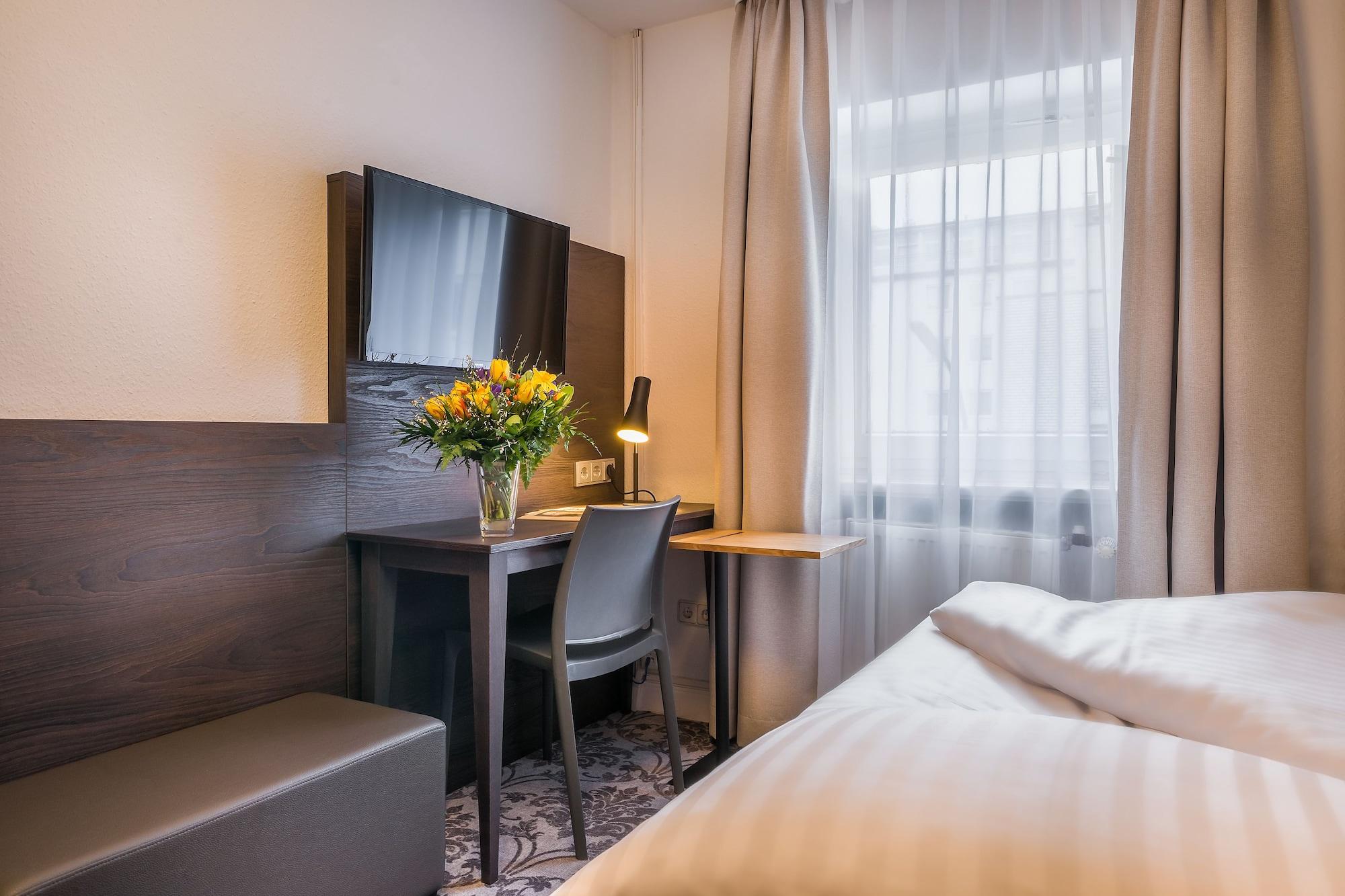 Signature Hotel Astoria Hamburg Exterior photo